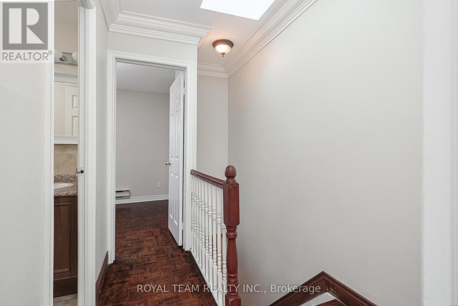 54 Maher Avenue, Toronto, Ontario  M6P 1G6 - Photo 13 - W12765988