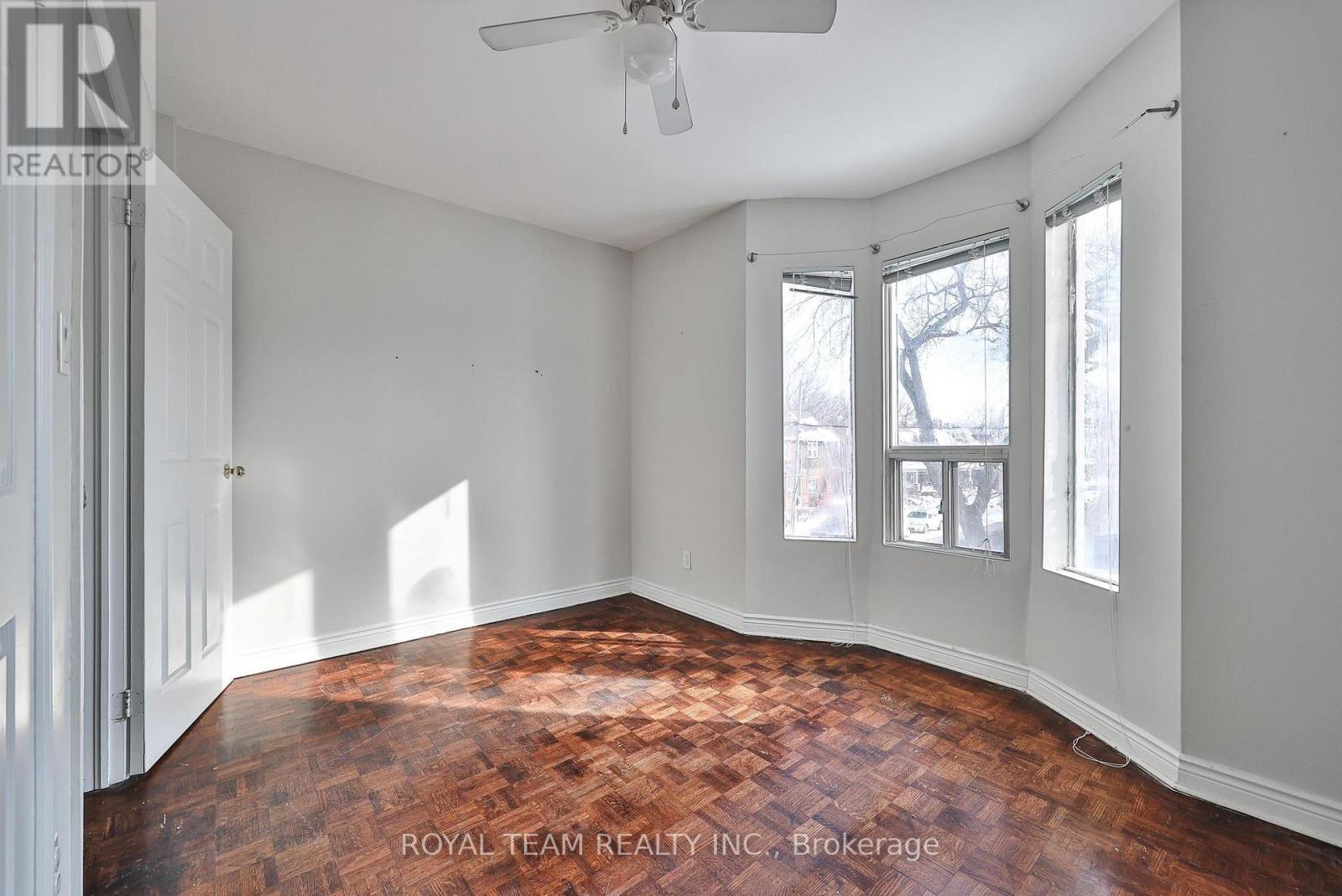 54 Maher Avenue, Toronto, Ontario  M6P 1G6 - Photo 15 - W12765988