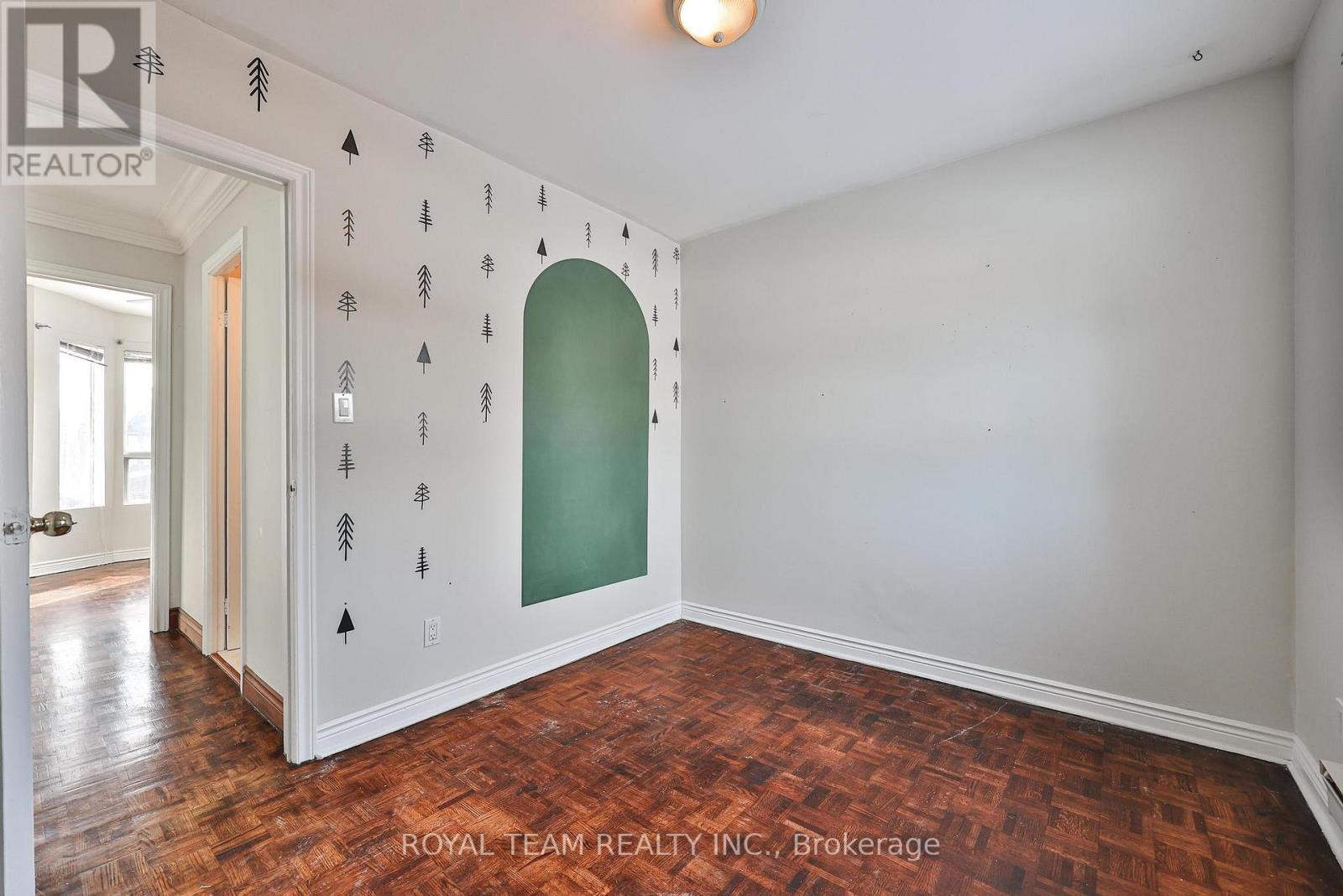 54 Maher Avenue, Toronto, Ontario  M6P 1G6 - Photo 20 - W12765988