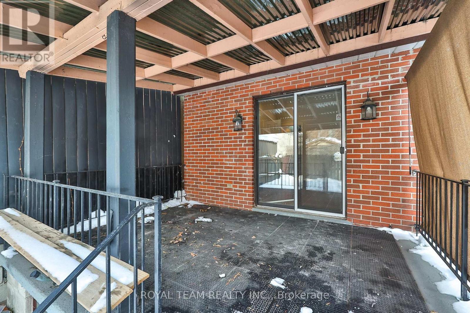 54 Maher Avenue, Toronto, Ontario  M6P 1G6 - Photo 4 - W12765988