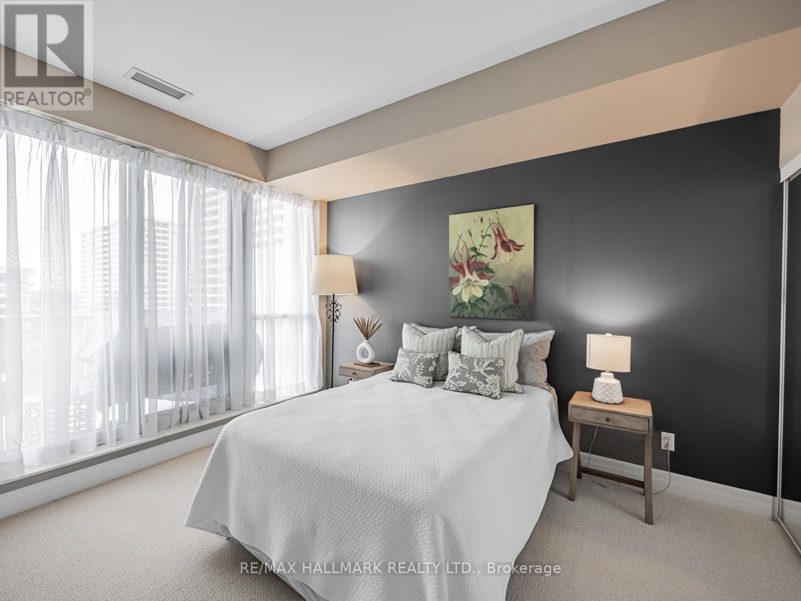 721 - 20 Gothic Avenue, Toronto, Ontario  M6P 1T5 - Photo 19 - W12765992