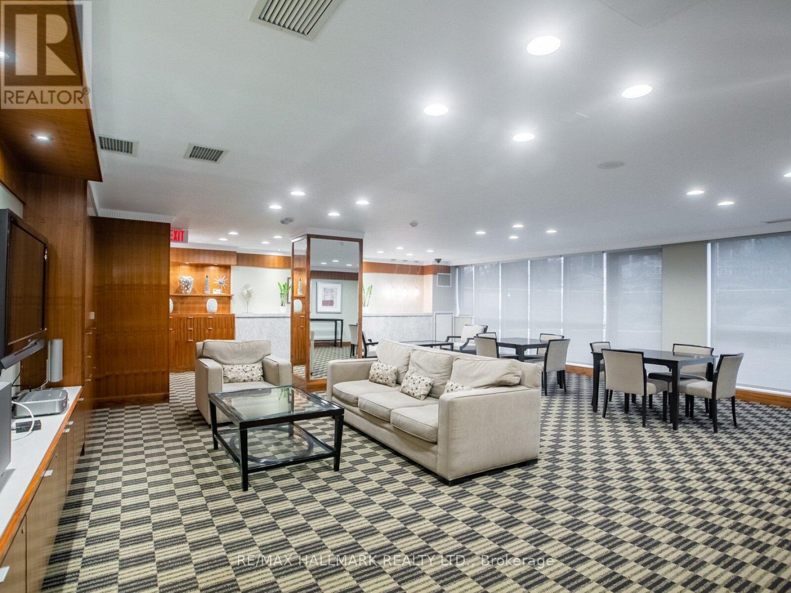 721 - 20 Gothic Avenue, Toronto, Ontario  M6P 1T5 - Photo 30 - W12765992