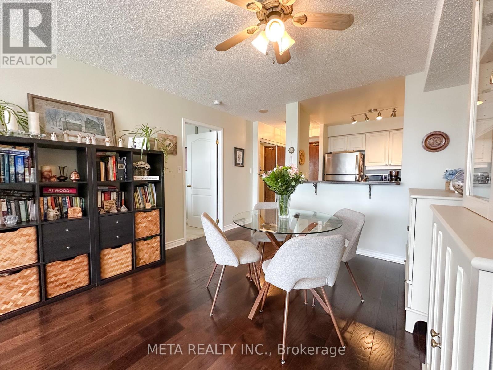 814 - 1276 Maple Crossing Boulevard, Burlington, Ontario  L7S 2J9 - Photo 8 - W12765994