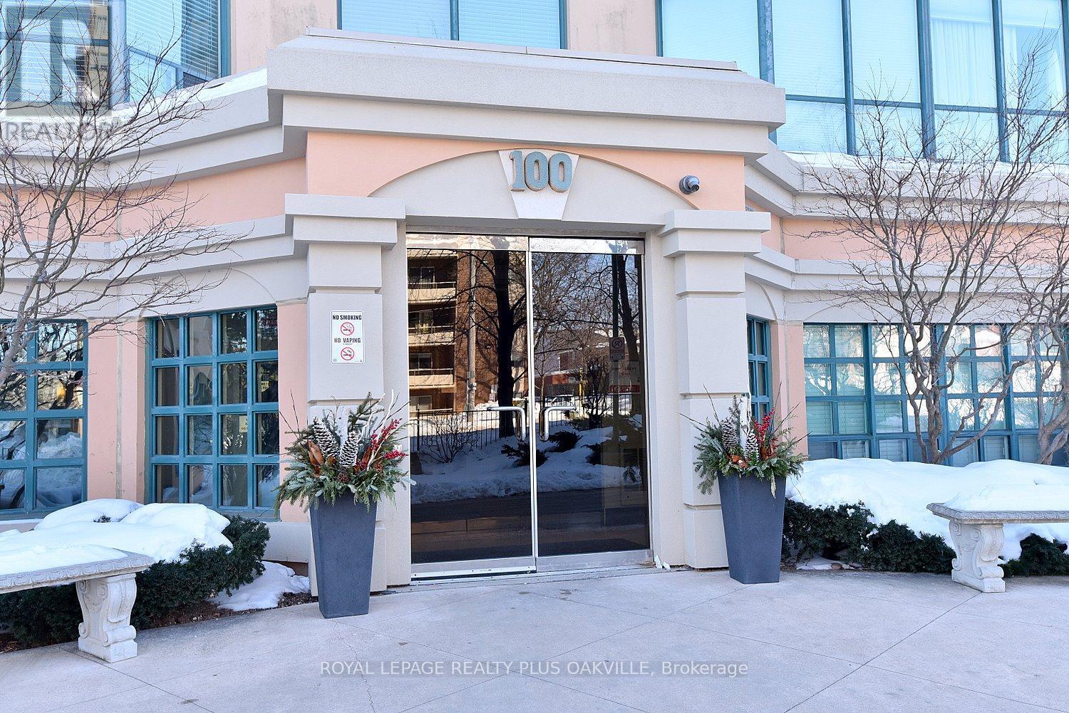 1105 - 100 Millside Drive, Milton, Ontario  L9T 5E2 - Photo 3 - W12766012