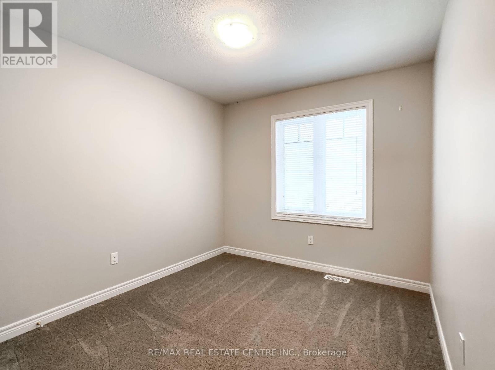 19 - 124 Parkinson Crescent, Orangeville, Ontario  L9W 6X3 - Photo 13 - W12766028