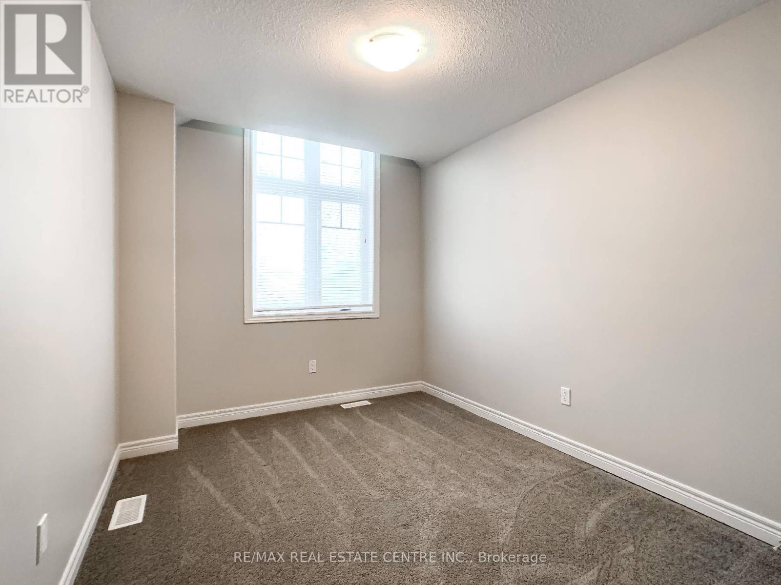 19 - 124 Parkinson Crescent, Orangeville, Ontario  L9W 6X3 - Photo 15 - W12766028