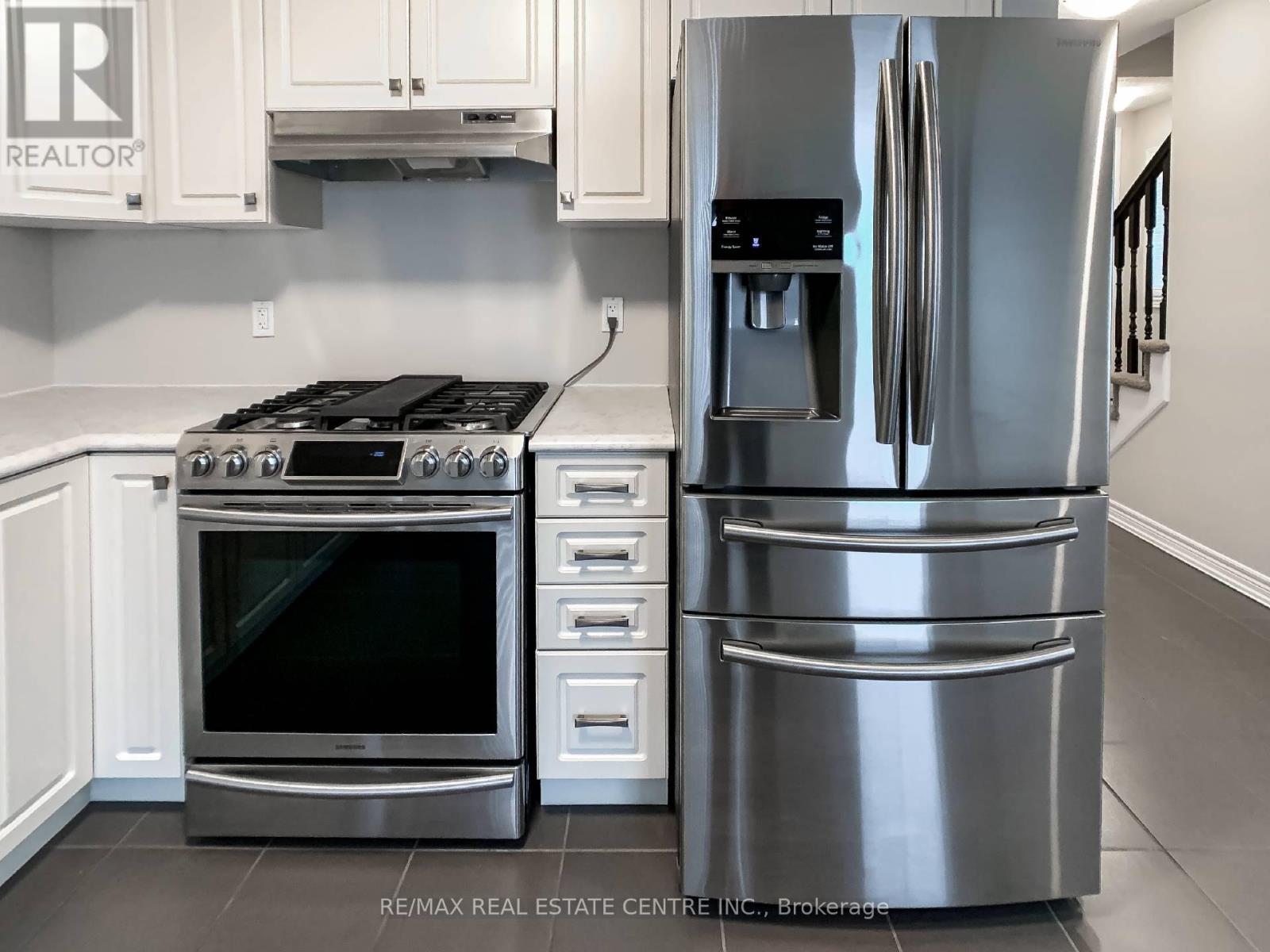 19 - 124 Parkinson Crescent, Orangeville, Ontario  L9W 6X3 - Photo 9 - W12766028