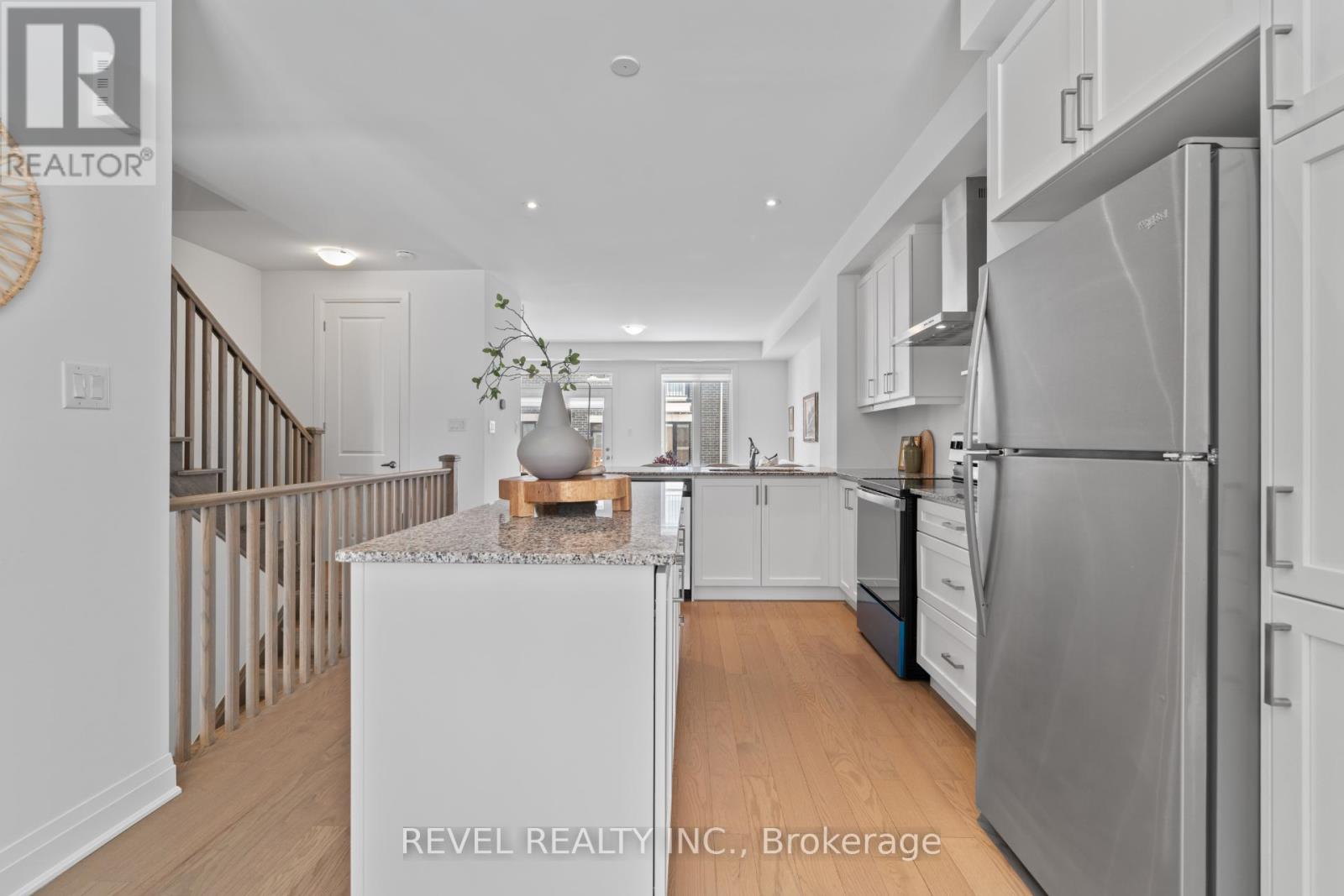 4064 Kadic Terrace, Mississauga, Ontario  L5M 2S8 - Photo 10 - W12766040