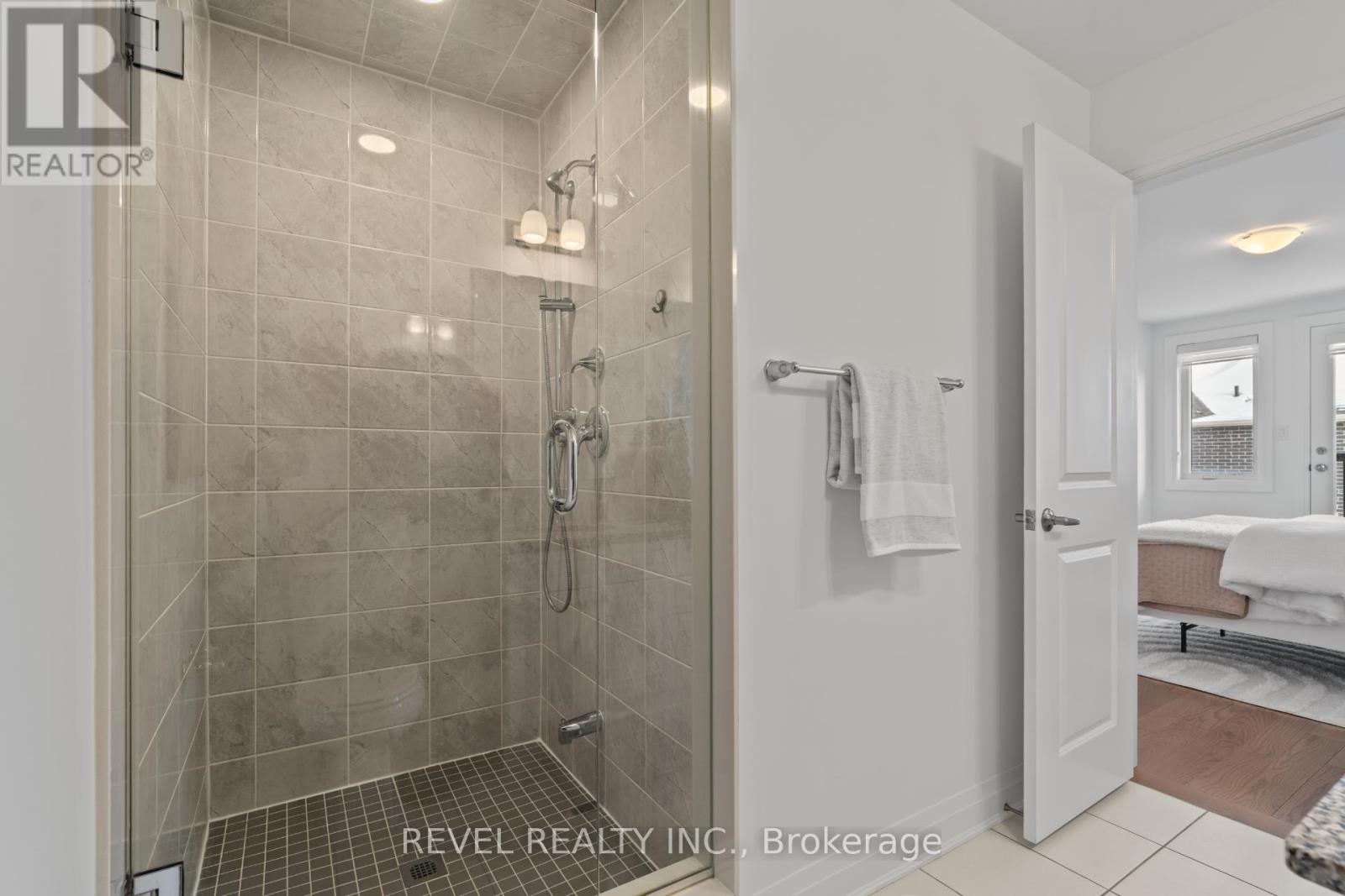 4064 Kadic Terrace, Mississauga, Ontario  L5M 2S8 - Photo 16 - W12766040