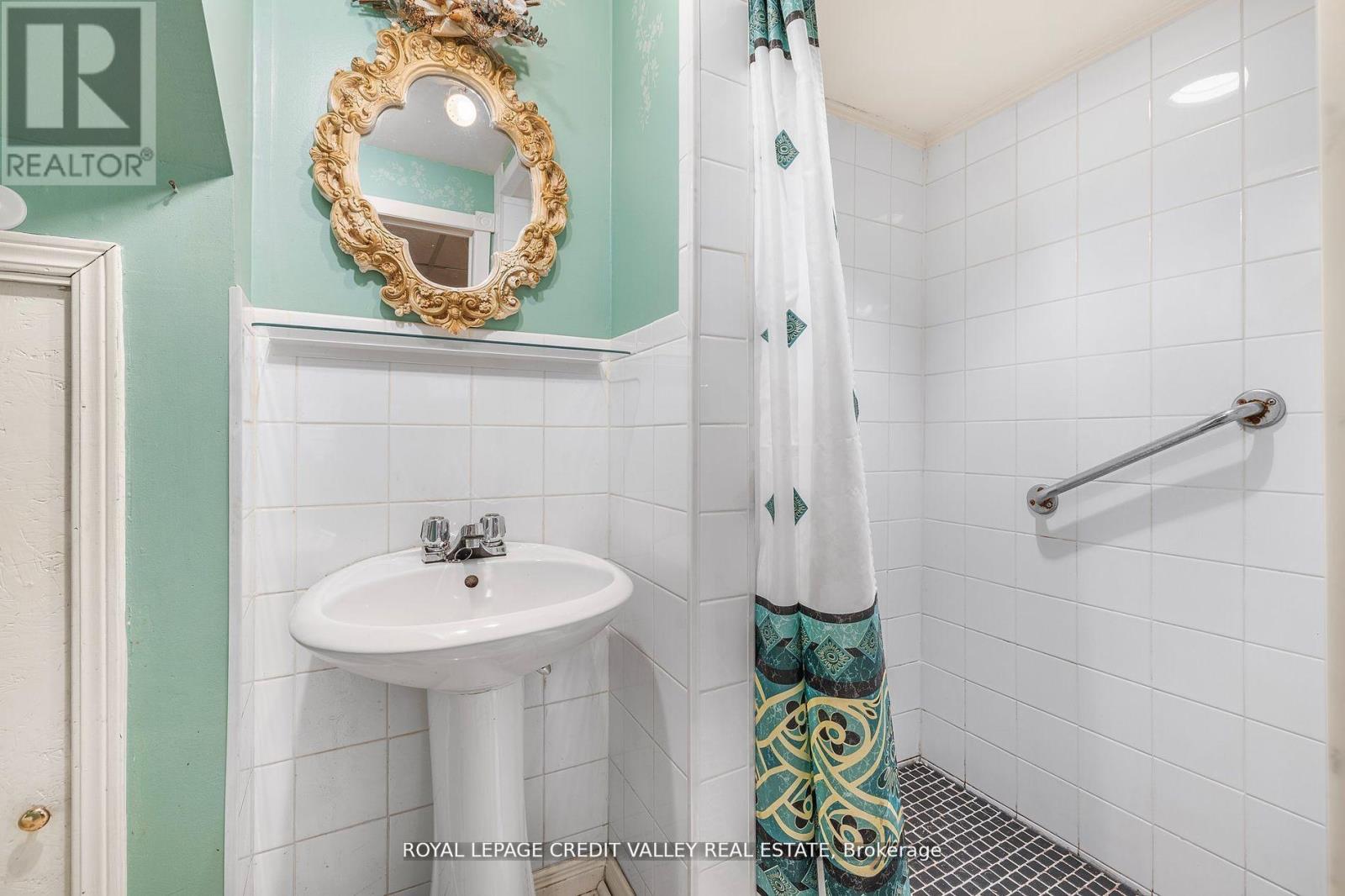 82 Terra Cotta Crescent, Brampton, Ontario  L6W 1C1 - Photo 34 - W12766052