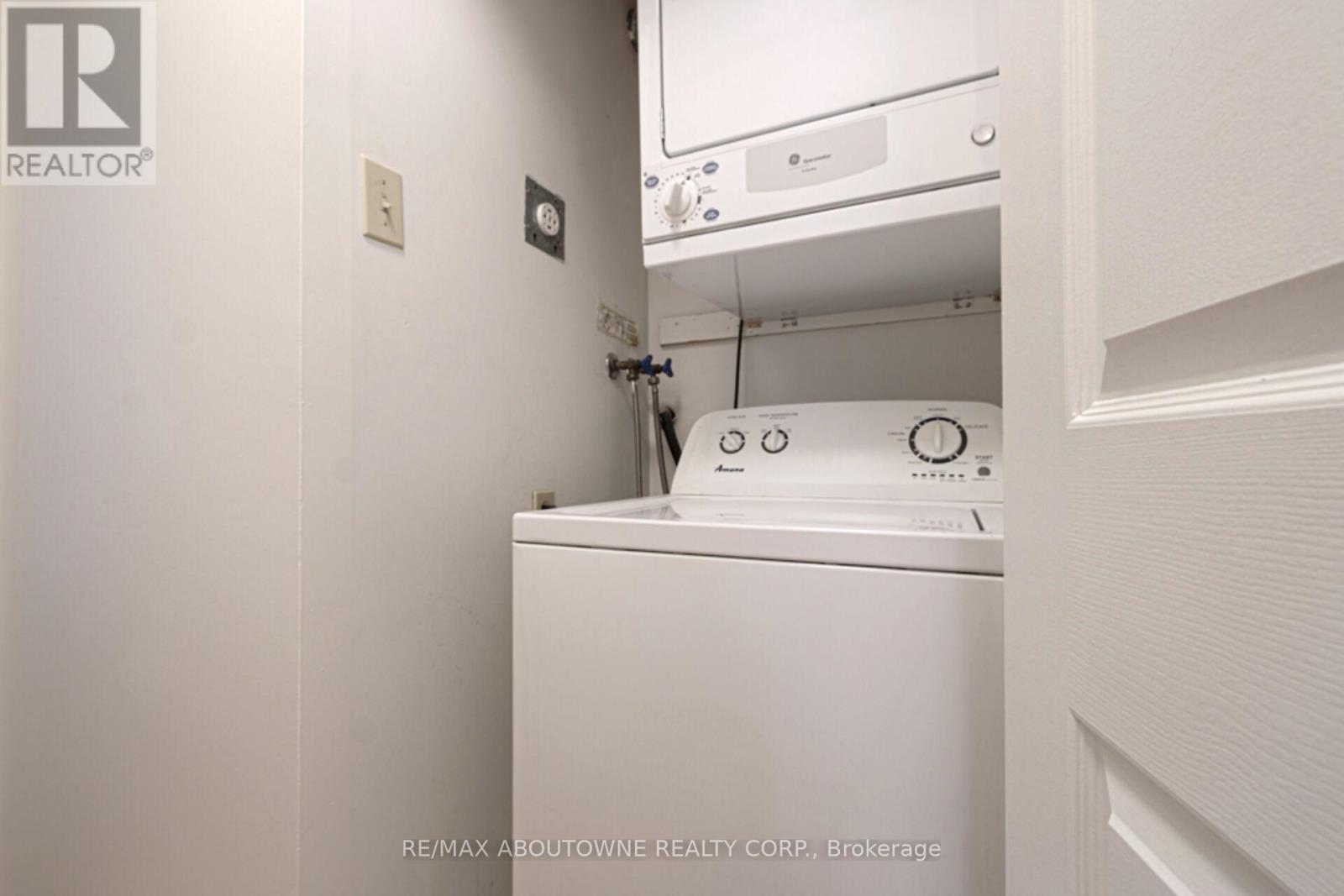 216 - 1485 Lakeshore Road E, Mississauga, Ontario  L5E 3G2 - Photo 34 - W12766058