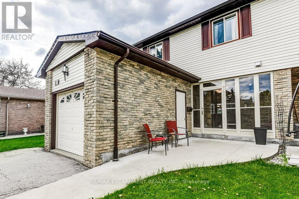 2779 Andorra Circle, Mississauga, Ontario  L5N 2H8 - Photo 5 - W12766120