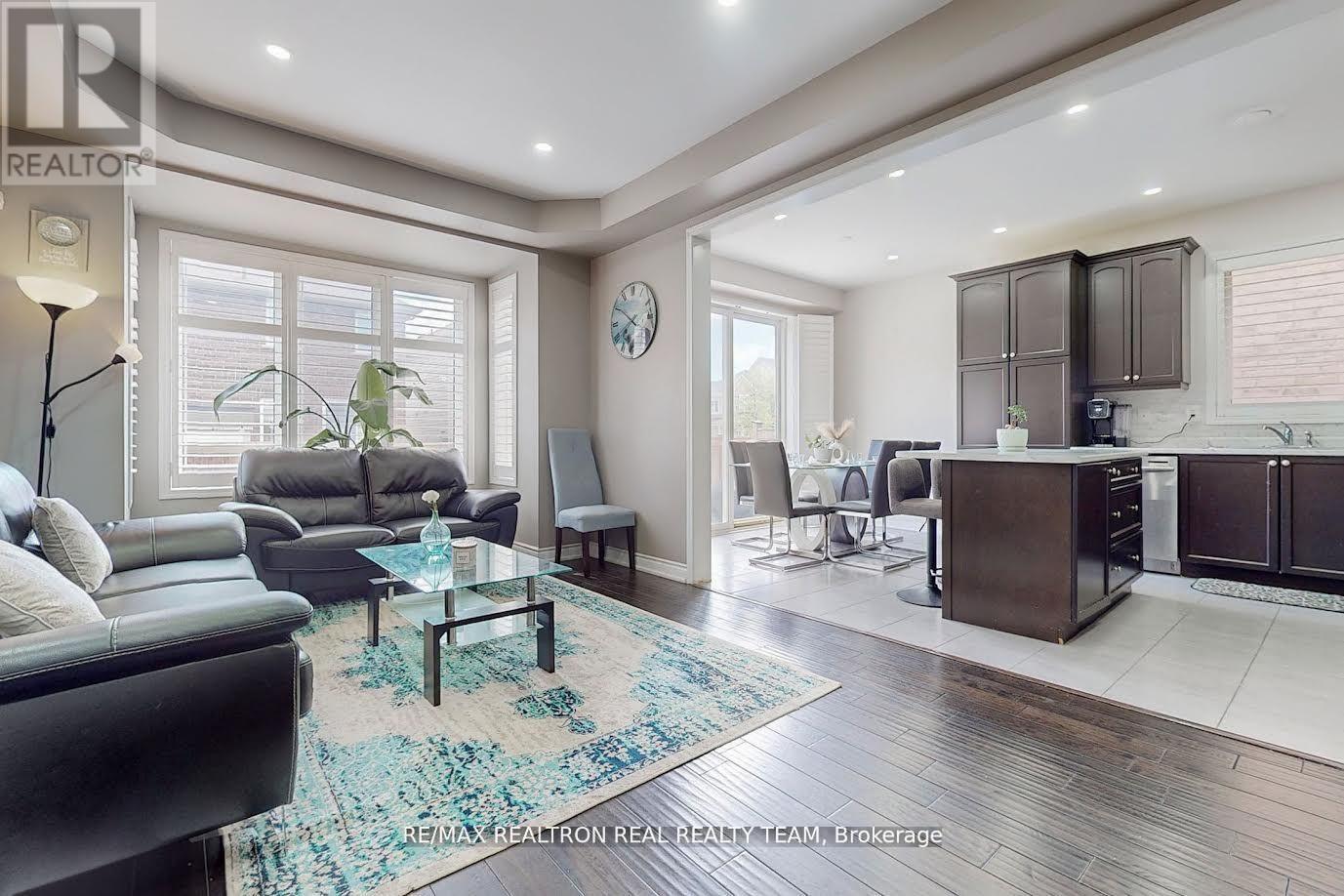 3 Gibbs Road, Brampton, Ontario  L7A 0G2 - Photo 10 - W12766152