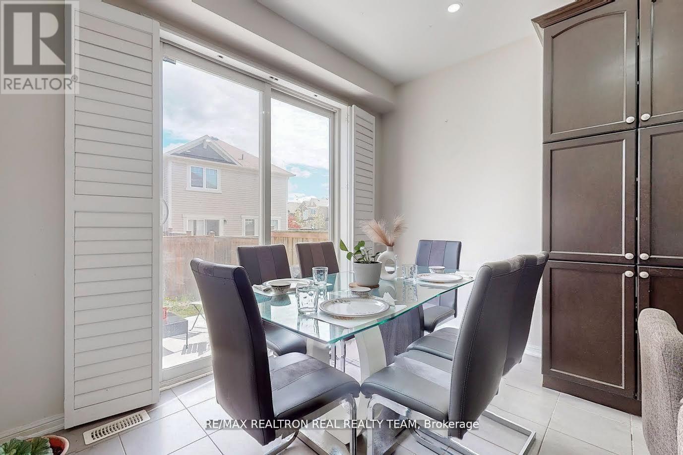 3 Gibbs Road, Brampton, Ontario  L7A 0G2 - Photo 13 - W12766152