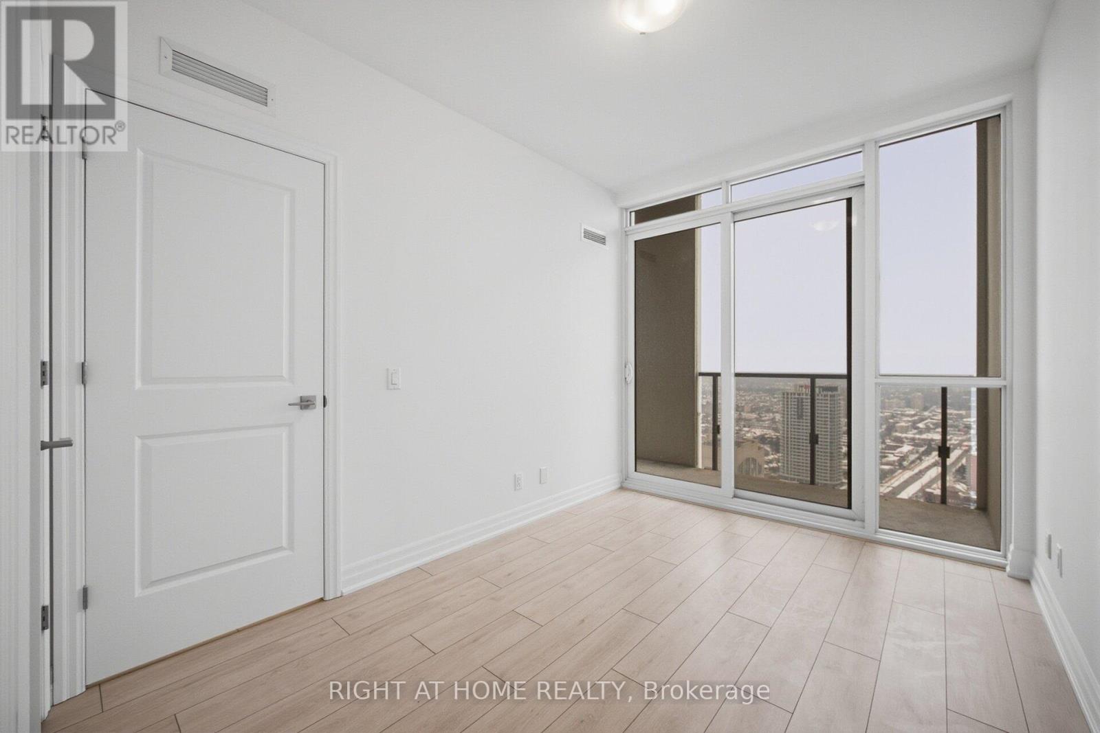 3906 - 30 Elm Drive W, Mississauga, Ontario  L5B 0N6 - Photo 18 - W12766162