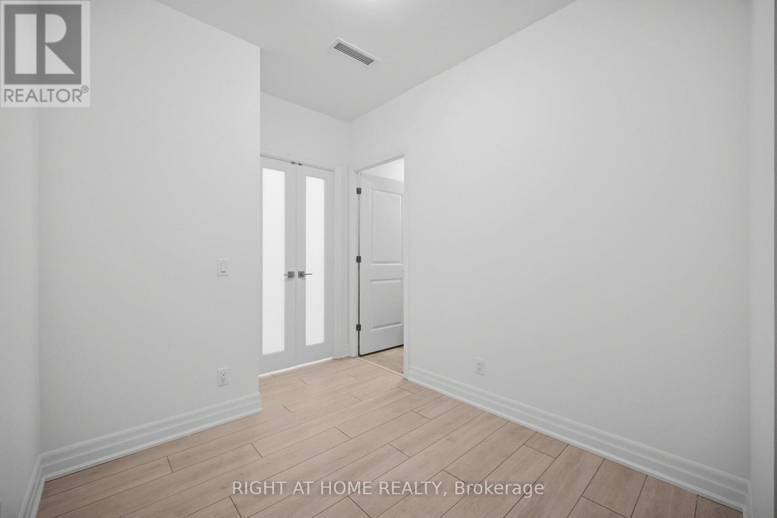 3906 - 30 Elm Drive W, Mississauga, Ontario  L5B 0N6 - Photo 22 - W12766162