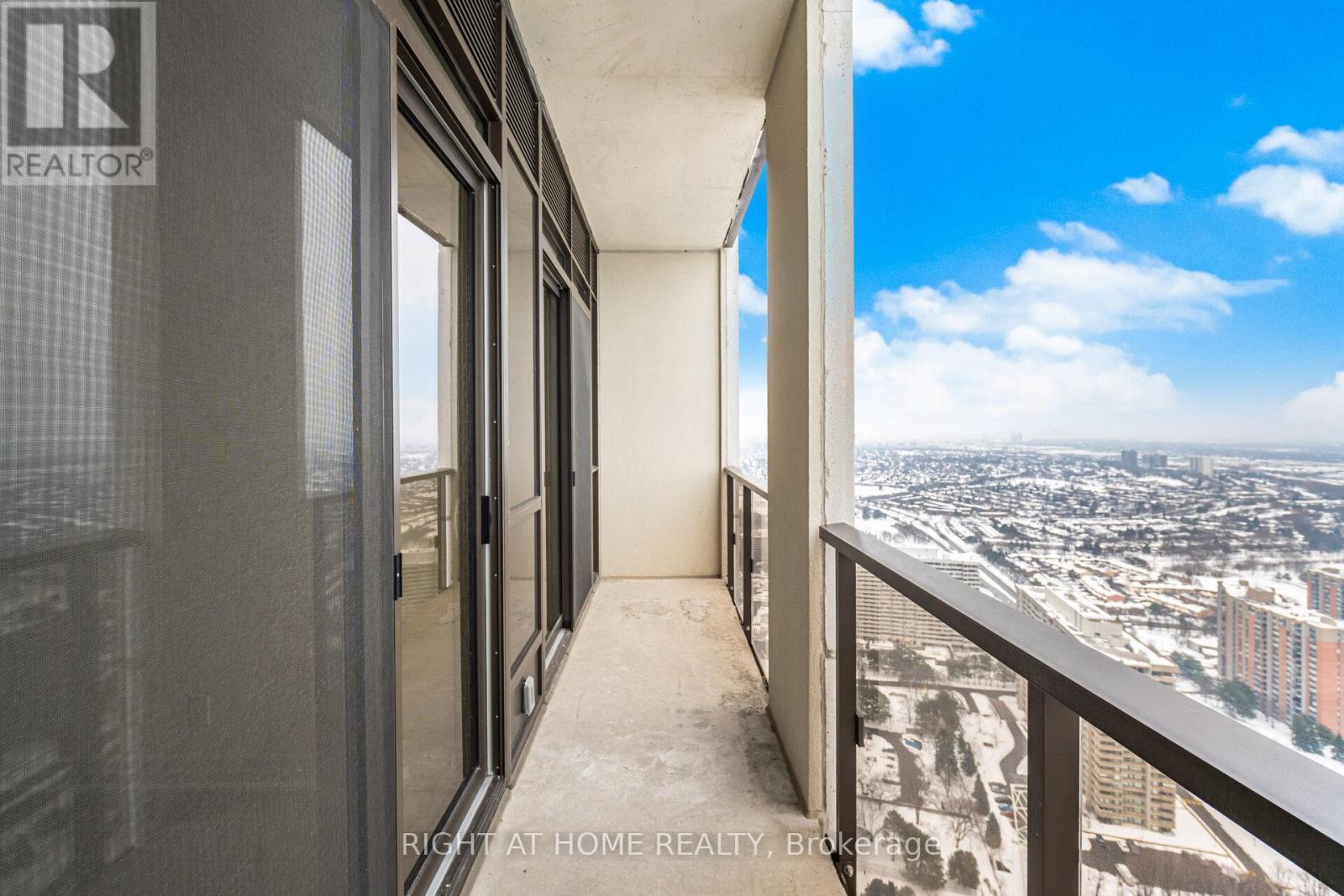 3906 - 30 Elm Drive W, Mississauga, Ontario  L5B 0N6 - Photo 26 - W12766162