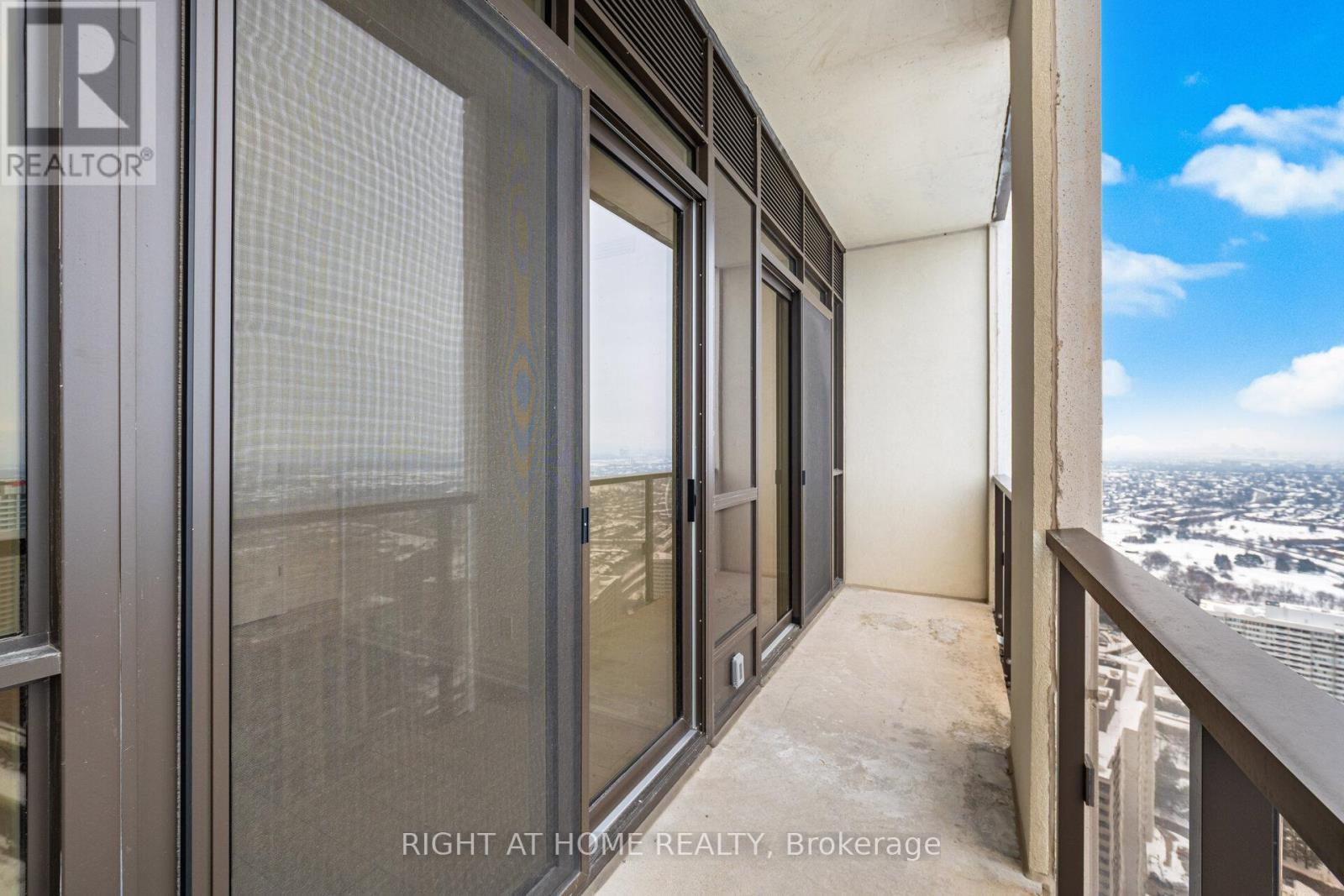 3906 - 30 Elm Drive W, Mississauga, Ontario  L5B 0N6 - Photo 27 - W12766162