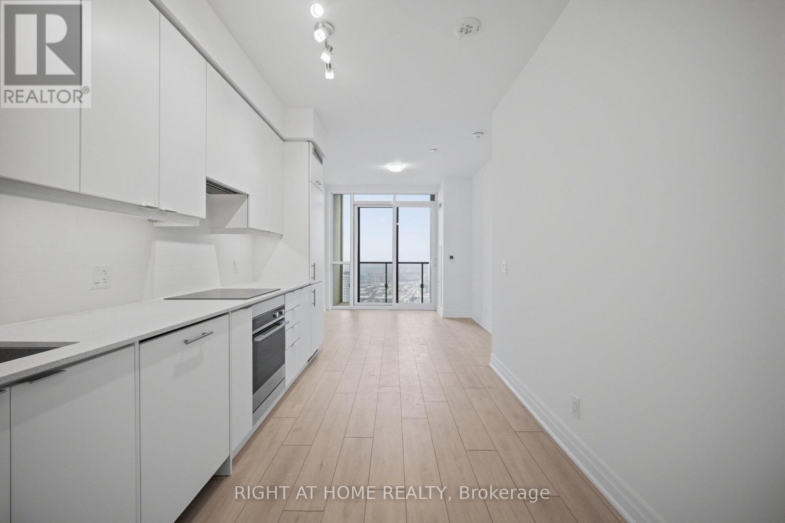 3906 - 30 Elm Drive W, Mississauga, Ontario  L5B 0N6 - Photo 8 - W12766162