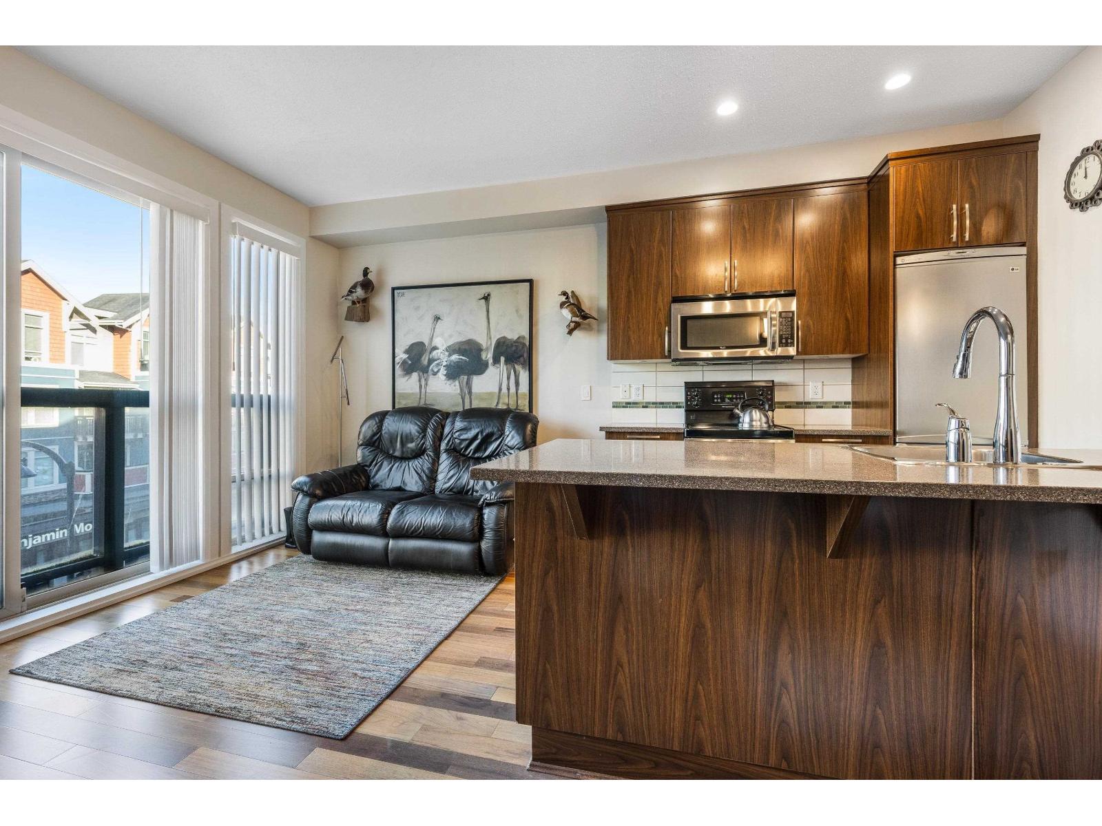 312 45530 Market Way, Garrison Crossing, Chilliwack, British Columbia  V2R 0M5 - Photo 9 - R3087173