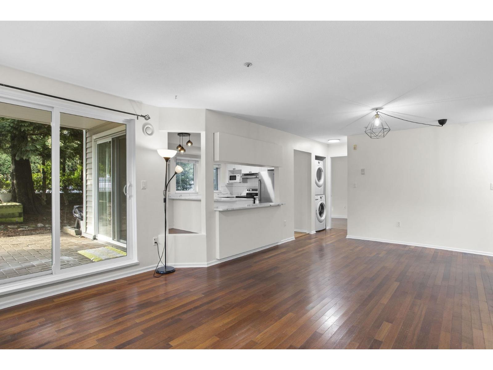 109 9650 148 Street, Surrey, British Columbia  V3R 0W2 - Photo 5 - R3086893