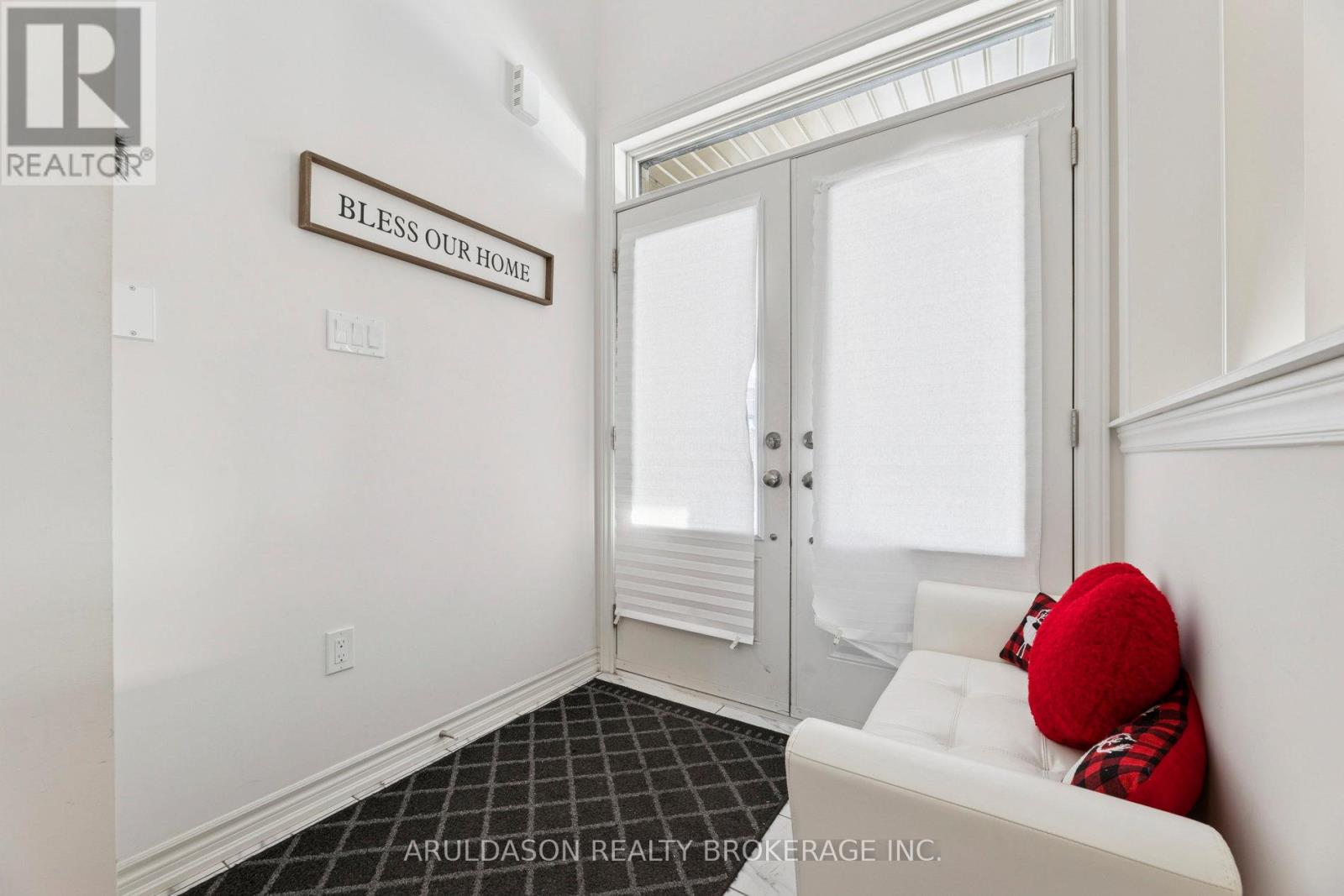 513 Hornbeck Street, Cobourg, Ontario  K9A 4A1 - Photo 3 - X12766100