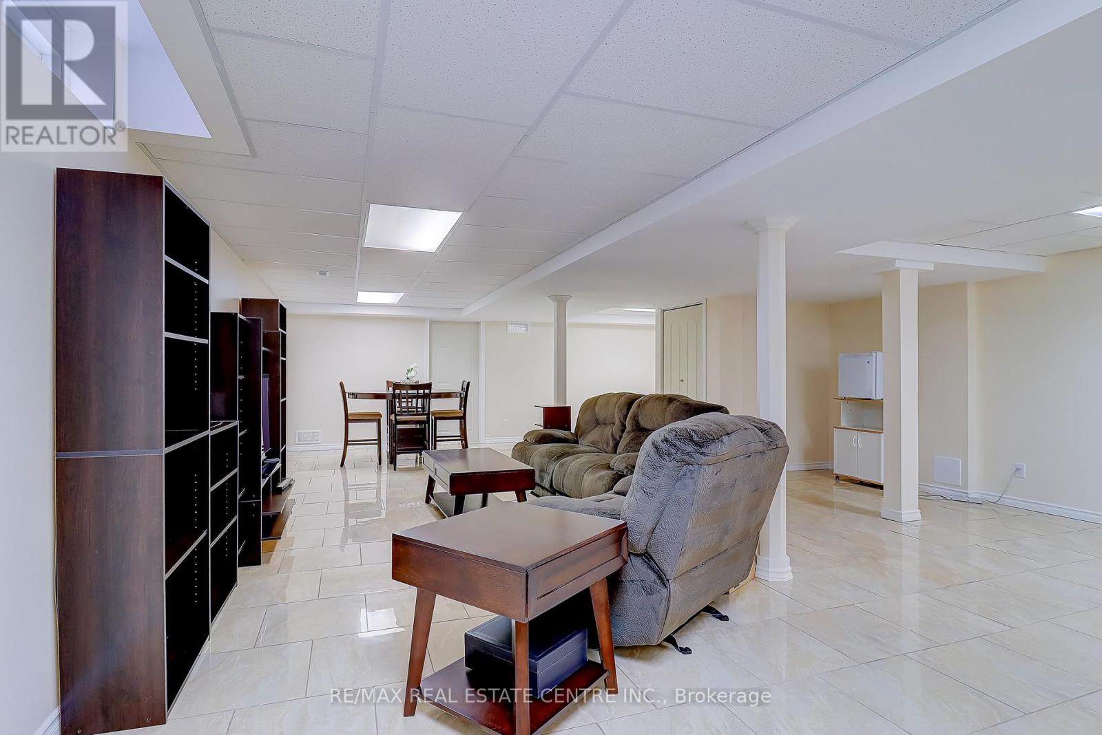 2 Alisma Trail, Brampton, Ontario  L6R 0Y8 - Photo 18 - W12758490