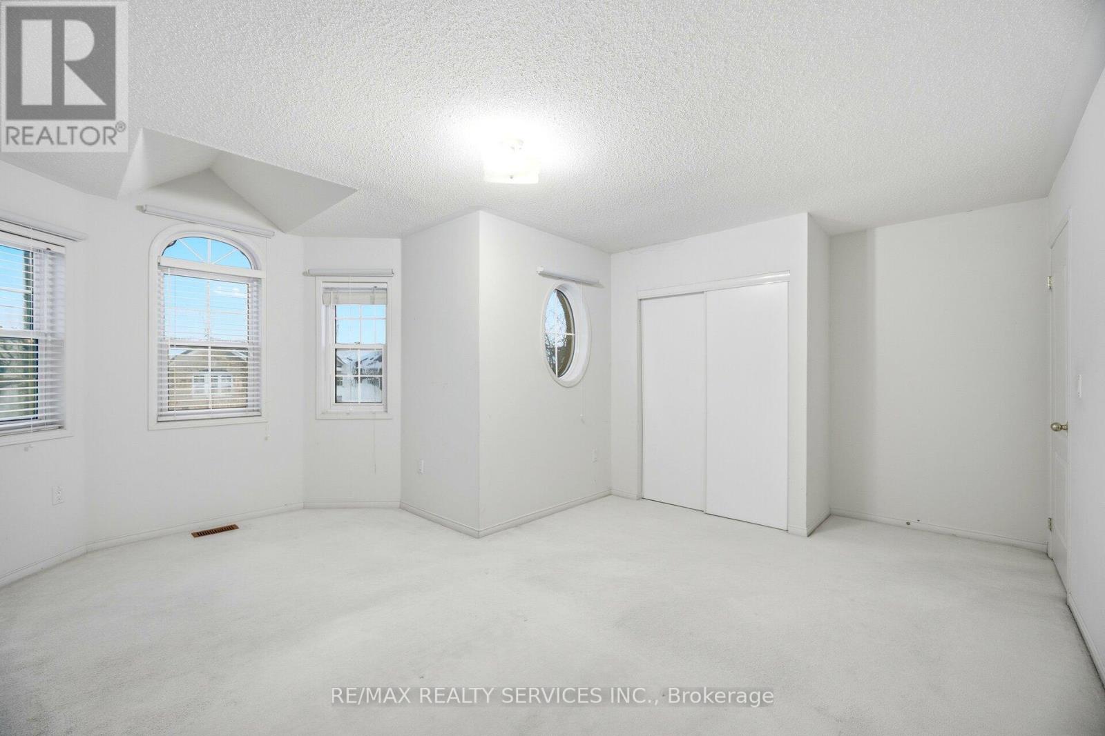 115 Woodvalley Drive, Brampton (Fletcher's Meadow), Ontario  L7A 2E1 - Photo 30 - W12763302