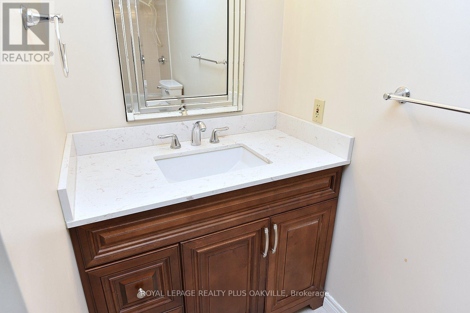 1105 - 100 Millside Drive, Milton, Ontario  L9T 5E2 - Photo 25 - W12766012