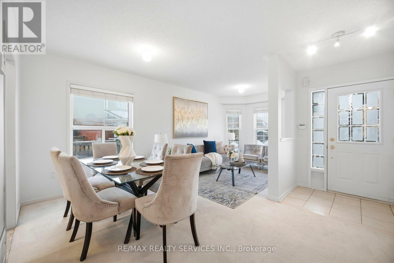 115 Woodvalley Drive, Brampton (Fletcher's Meadow), Ontario  L7A 2E1 - Photo 7 - W12763302