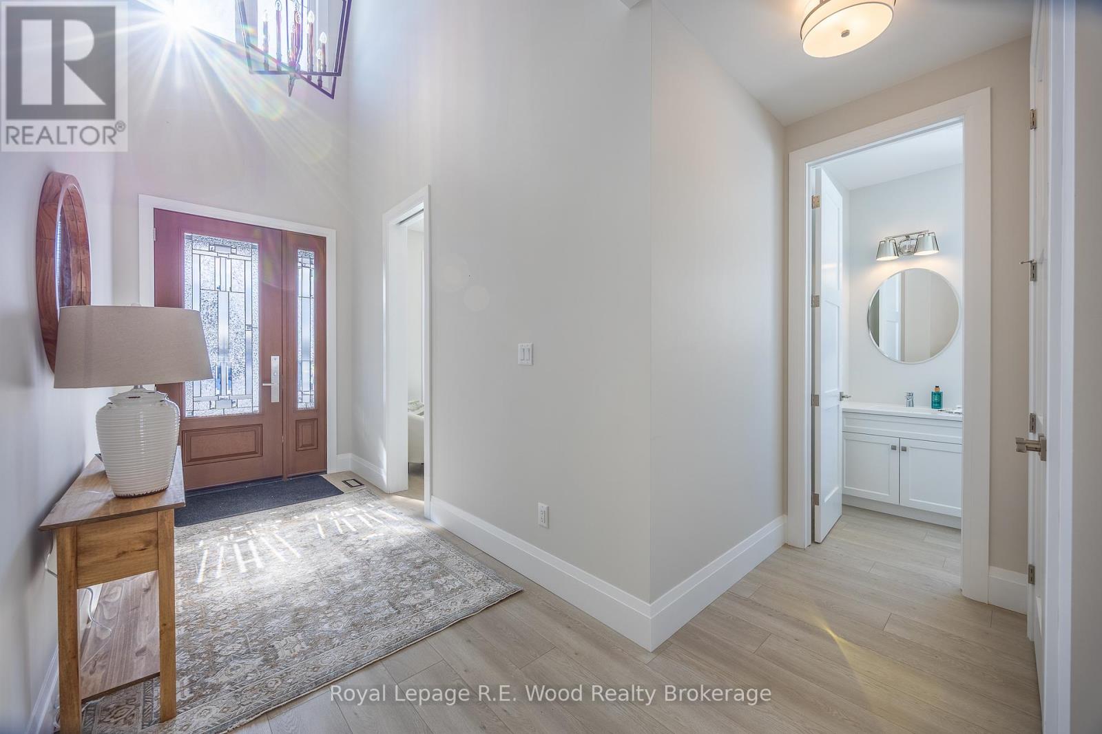 11 Greenhill Drive, Tillsonburg, Ontario  N4G 0L4 - Photo 2 - X12766200