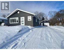 16 Ferguson RD, Elliot Lake, Ontario