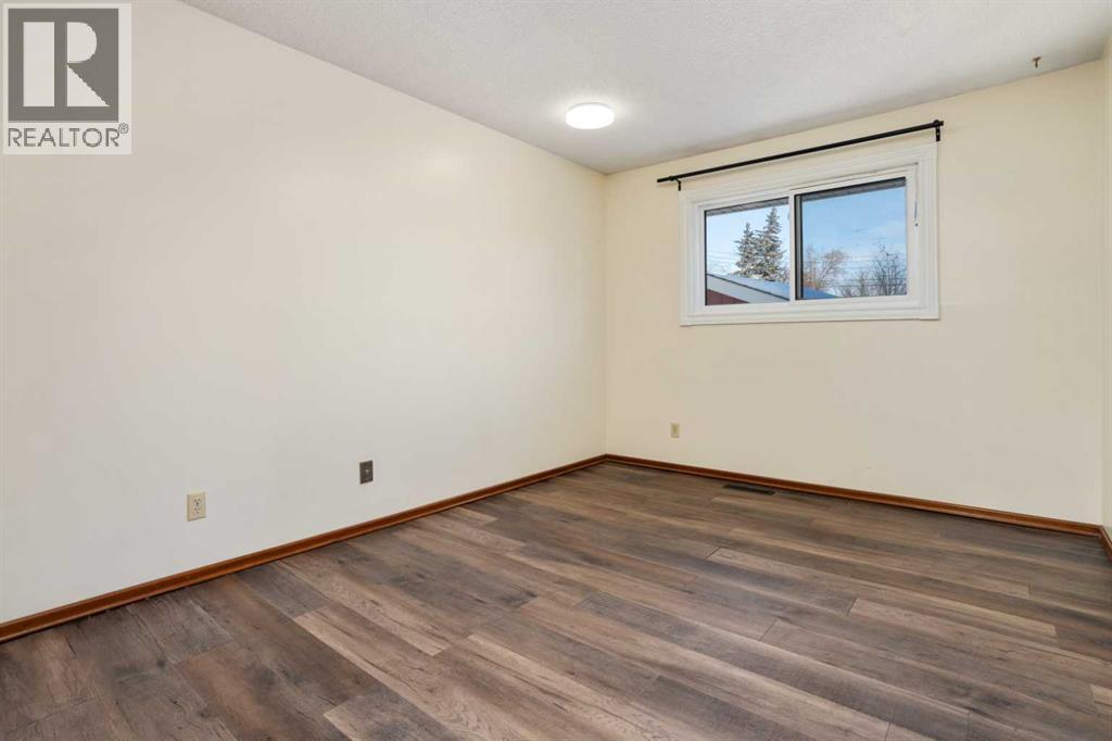 36 Grandview Crescent, Camrose, Alberta  T4V 2K6 - Photo 13 - A2275926