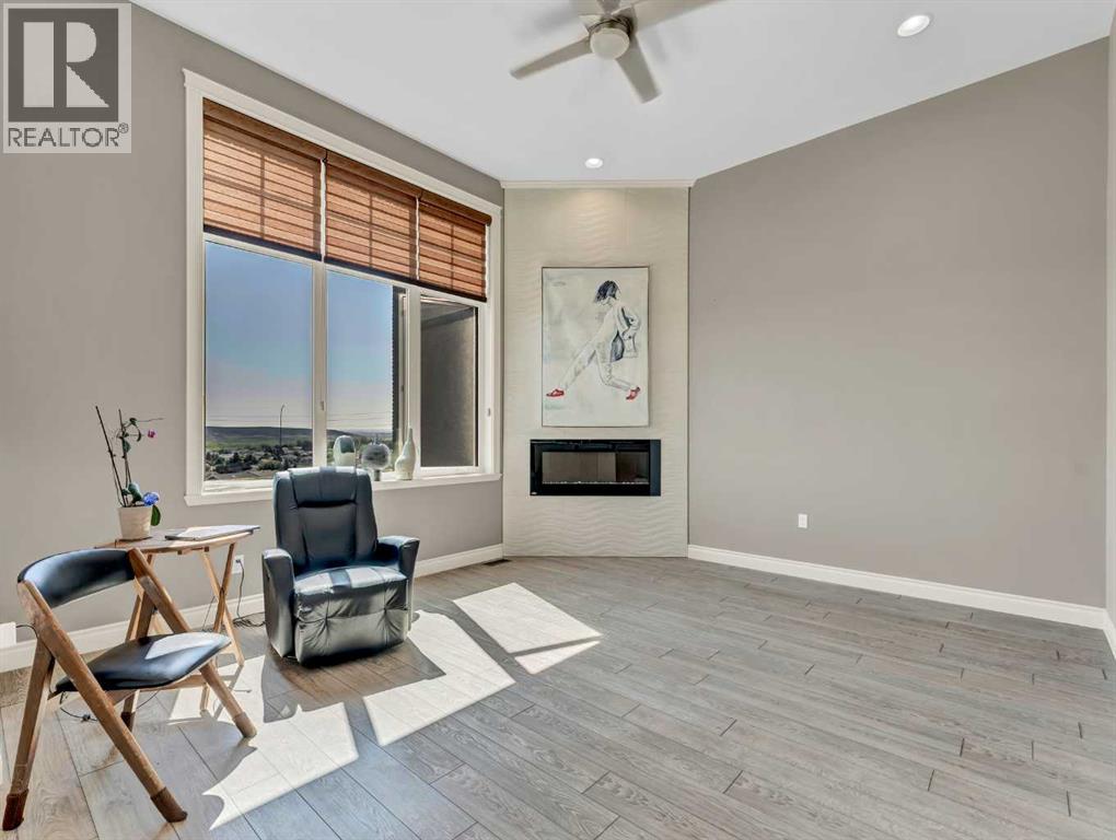 44 Palisades Mews Ne, Medicine Hat, Alberta  T1C 2B5 - Photo 17 - A2250131