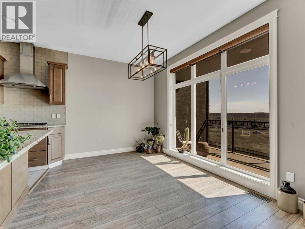 44 Palisades Mews Ne, Medicine Hat, Alberta  T1C 2B5 - Photo 13 - A2250131