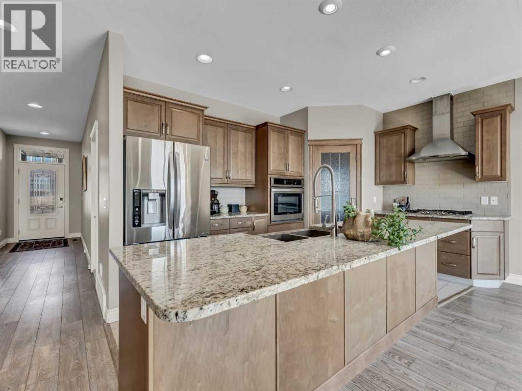 44 Palisades Mews Ne, Medicine Hat, Alberta  T1C 2B5 - Photo 8 - A2250131