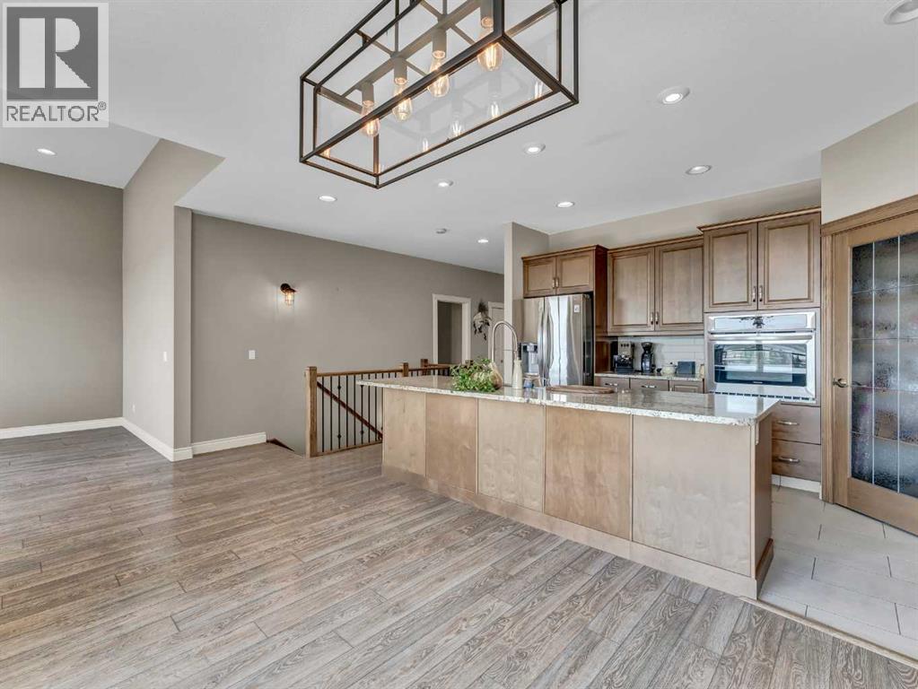 44 Palisades Mews Ne, Medicine Hat, Alberta  T1C 2B5 - Photo 16 - A2250131