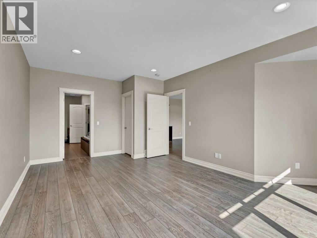 44 Palisades Mews Ne, Medicine Hat, Alberta  T1C 2B5 - Photo 36 - A2250131