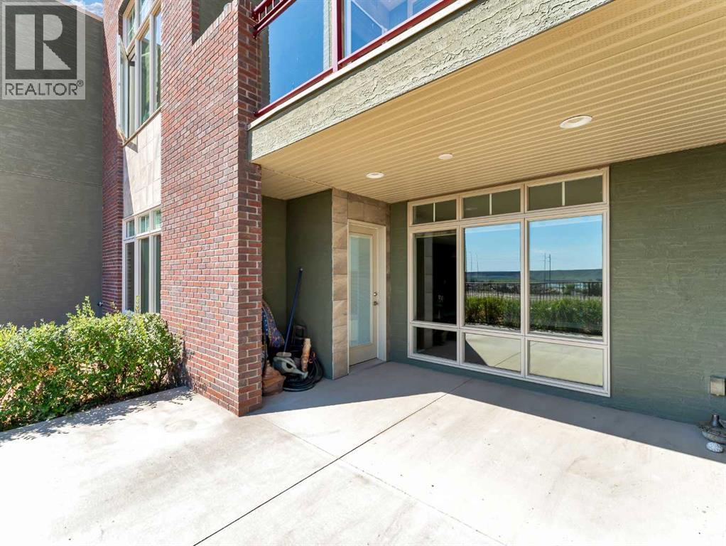 44 Palisades Mews Ne, Medicine Hat, Alberta  T1C 2B5 - Photo 42 - A2250131