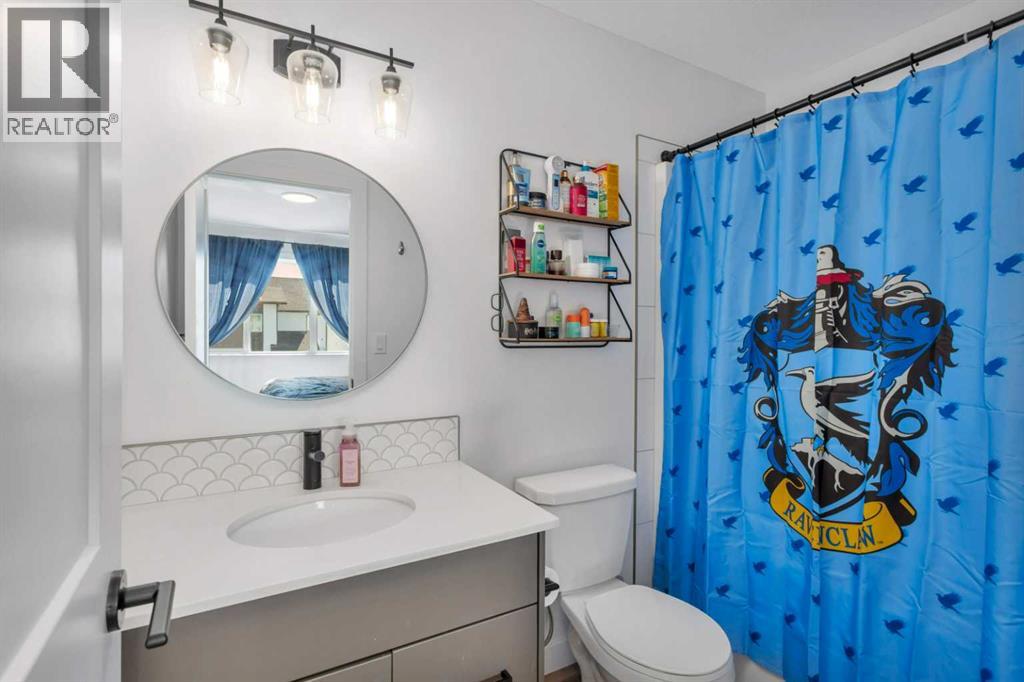 25 Inglis Crescent, Sylvan Lake, Alberta  T4S 0V3 - Photo 20 - A2280356