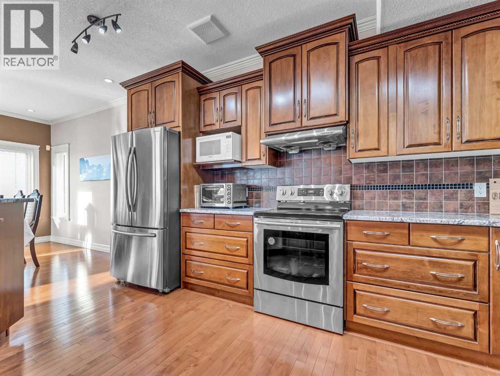 150 Desert Blume Crescent, Desert Blume, Alberta  T1B 0A4 - Photo 7 - A2271125