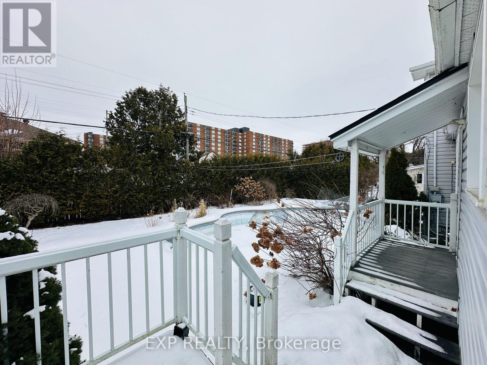 21 Granton Avenue, Ottawa, Ontario  K2G 1W5 - Photo 11 - X12766232