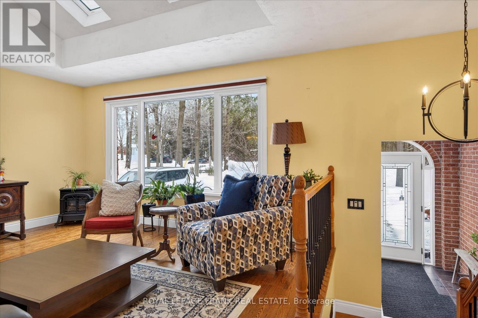 494 5th Line, Selwyn, Ontario  K9J 0C5 - Photo 6 - X12765816