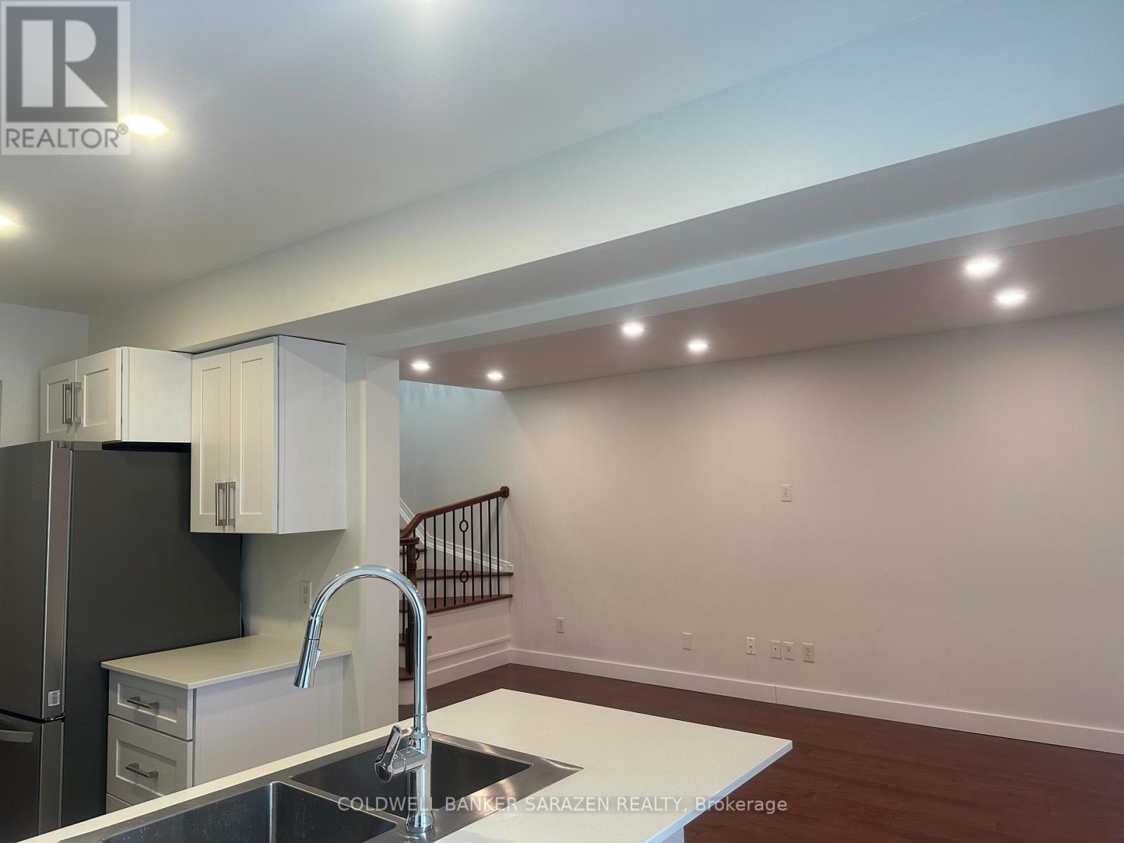 454 Wisteria Crescent, Ottawa, Ontario  K1V 0P1 - Photo 10 - X12765650