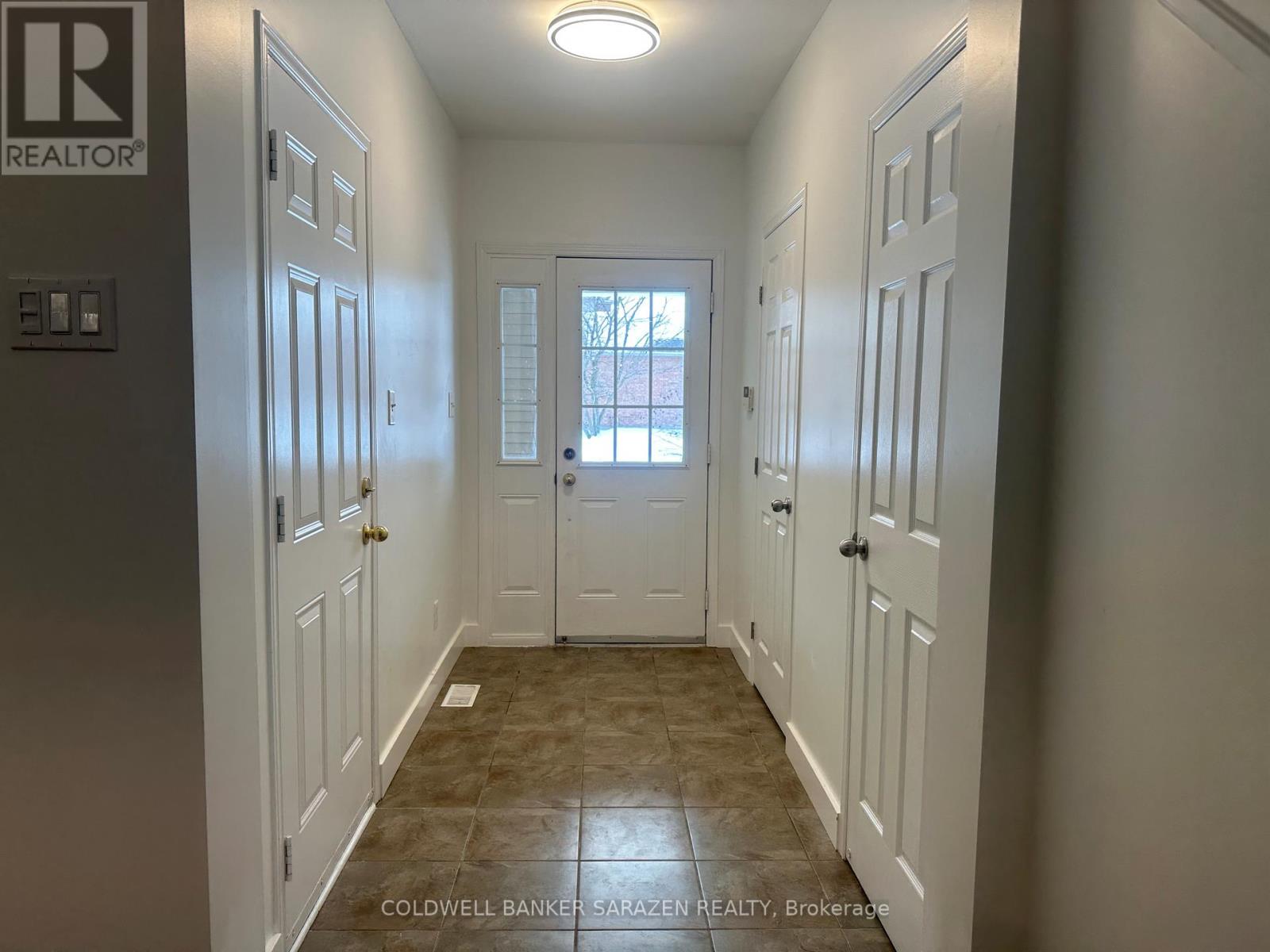 454 Wisteria Crescent, Ottawa, Ontario  K1V 0P1 - Photo 6 - X12765650