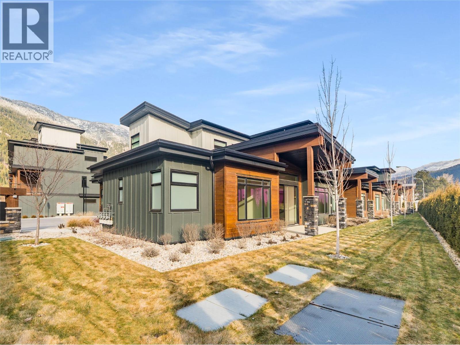 910 Lakeside Drive Unit# 401, Nelson, British Columbia  V1L 0C6 - Photo 4 - 10374822