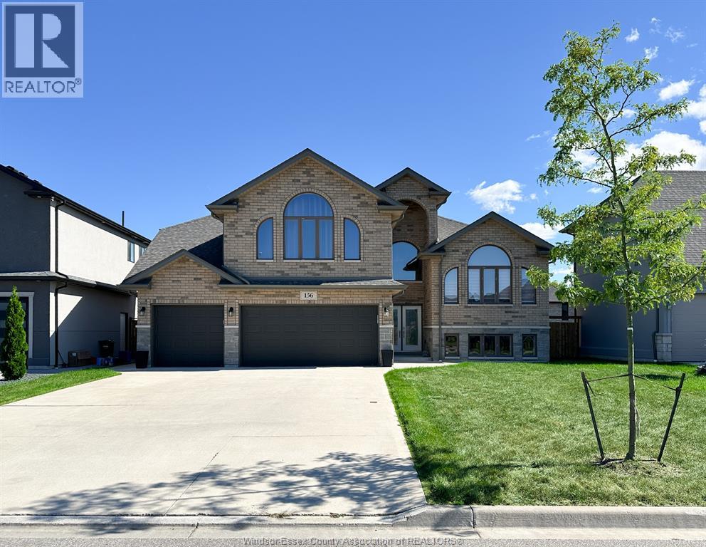 MLS# 26002603: 156 SUMMER STREET, Lakeshore, Canada