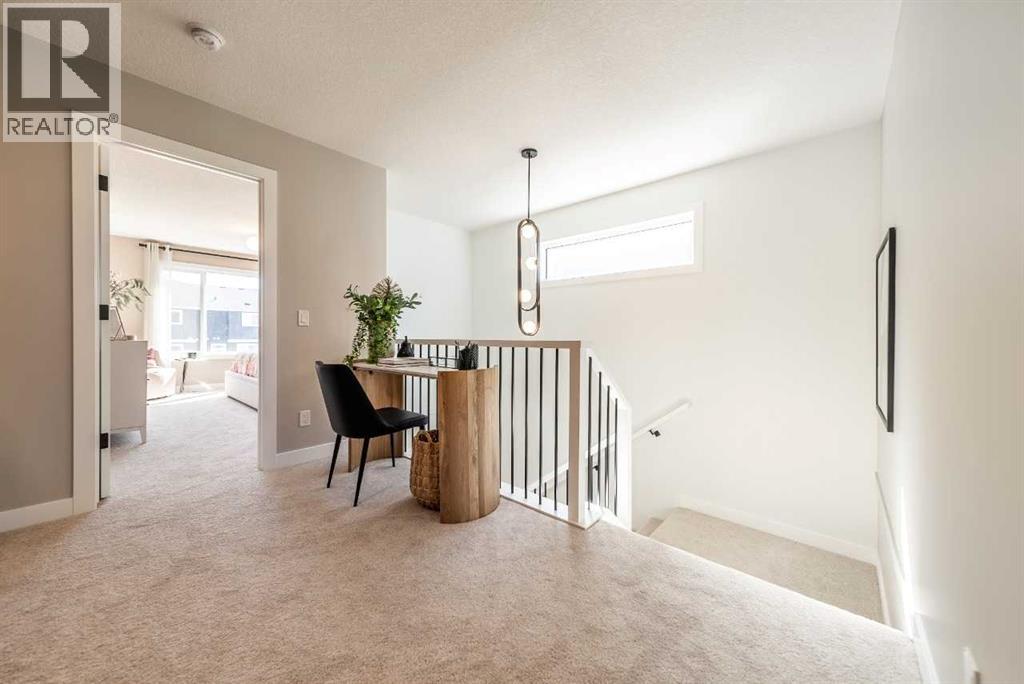 159 Saddlebred Place, Cochrane, Alberta  T4C 3E6 - Photo 9 - A2263585