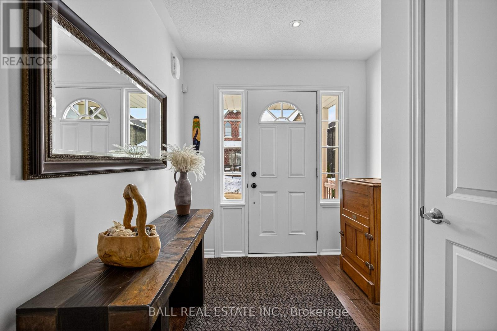 74 Flitton Avenue, Peterborough, Ontario  K9H 0G5 - Photo 4 - X12766226