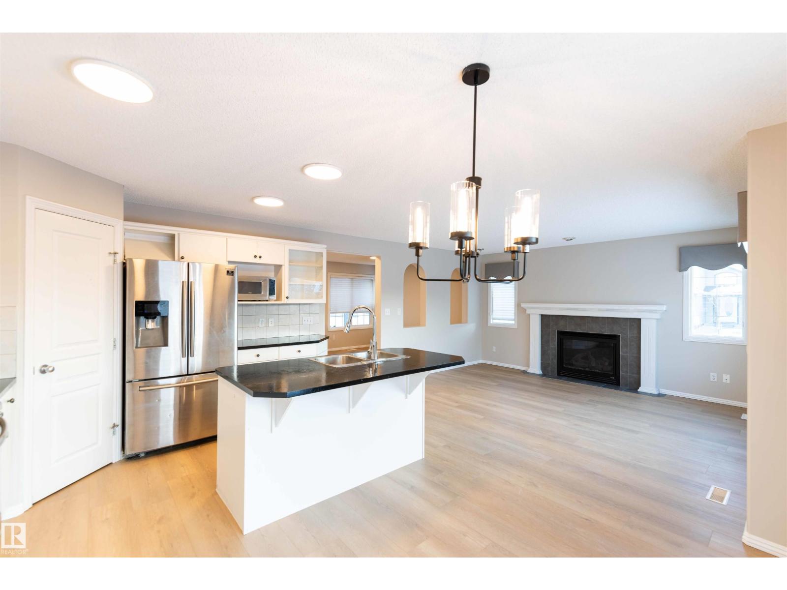 11211 11 Ave Sw, Edmonton, Alberta  T6W 1S5 - Photo 46 - E4472547